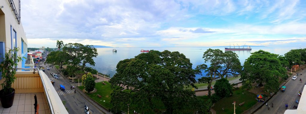Rizal Boulevard, where you get to walk, relax and get all the local street food.