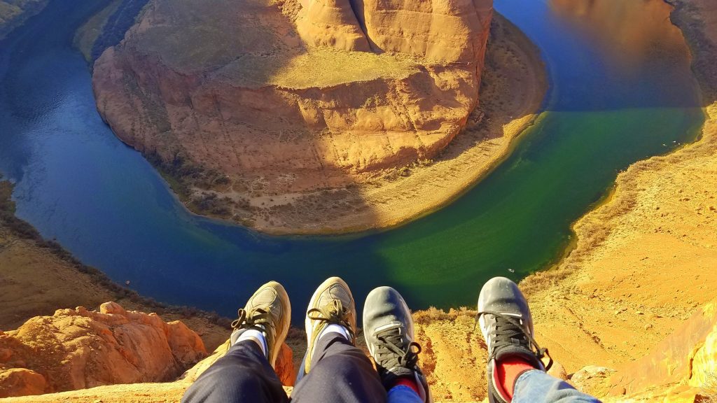1000 ft down, Do this at your own risk, No surviving when you fall. NOT RECOMMENDED.